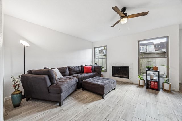 1077 Country Place Drive 1077, Houston, TX 77079