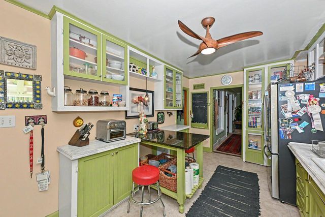 3123 W Grange AVENUE, Greenfield, WI 53221