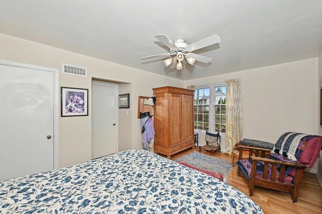 3123 W Grange AVENUE, Greenfield, WI 53221