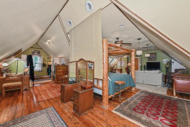 3123 W Grange AVENUE, Greenfield, WI 53221