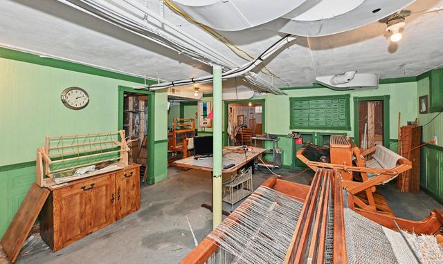 3123 W Grange AVENUE, Greenfield, WI 53221