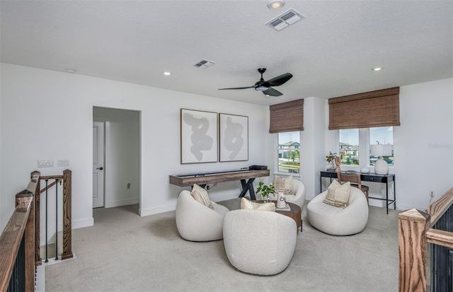 1672 VALIER POINT, Zephyrhills, FL 33541