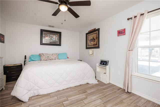 450 County Road 3073, Orange Grove, TX 78372