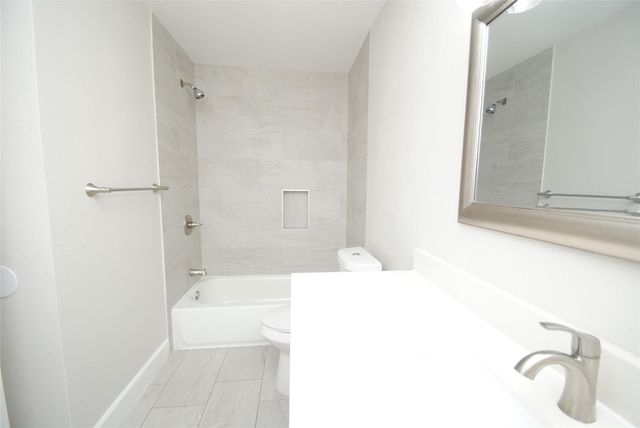 2515 Yoakum Boulevard 10, Houston, TX 77006