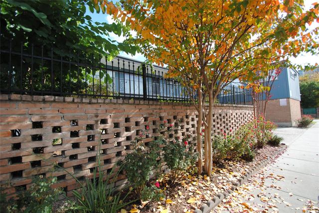 2515 Yoakum Boulevard 10, Houston, TX 77006