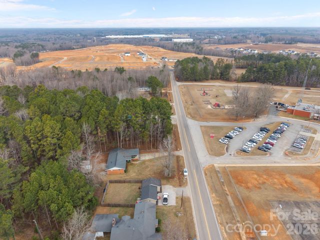 319 N Arnold Street, Pageland, SC 29728