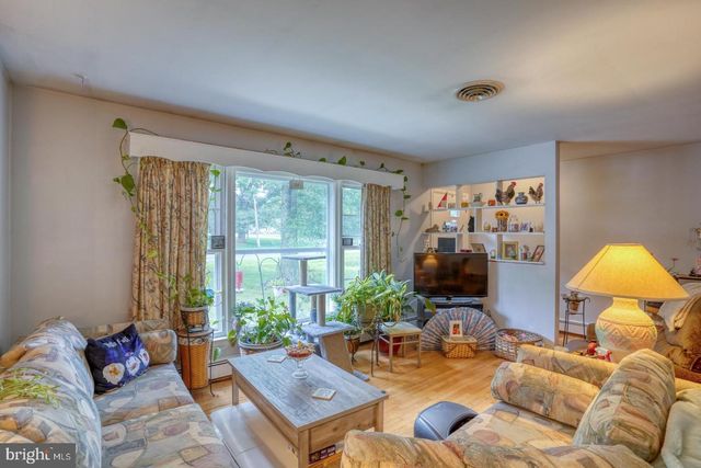 1010 S 2ND ST, Denton, MD 21629