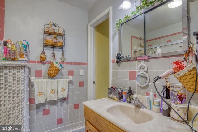 1010 S 2ND ST, Denton, MD 21629