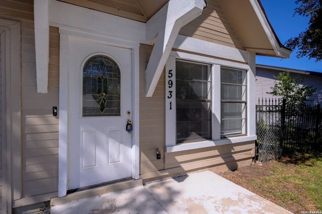 5931 Glacier Sun Dr, San Antonio, TX 78244