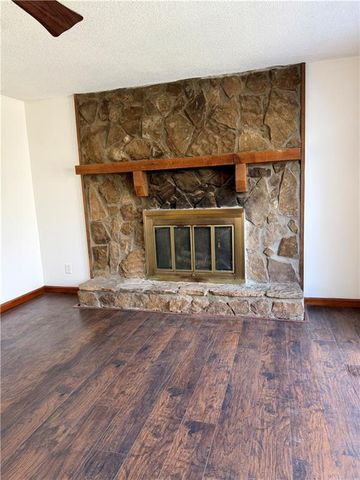 6206 Westridge Trace, Acworth, GA 30102