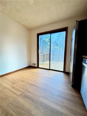 6206 Westridge Trace, Acworth, GA 30102