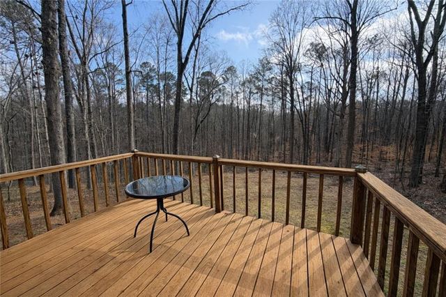 6206 Westridge Trace, Acworth, GA 30102