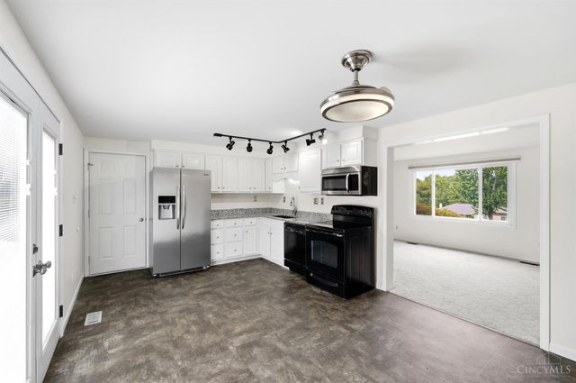 7297 Birchwood Drive, West Chester, OH 45069