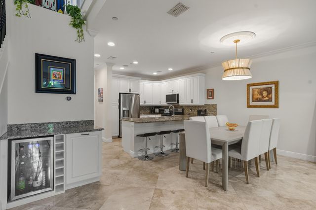 1709 NE 8th Street 1709, Fort Lauderdale, FL 33304