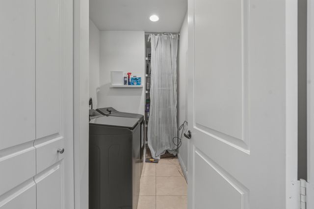 1709 NE 8th Street 1709, Fort Lauderdale, FL 33304