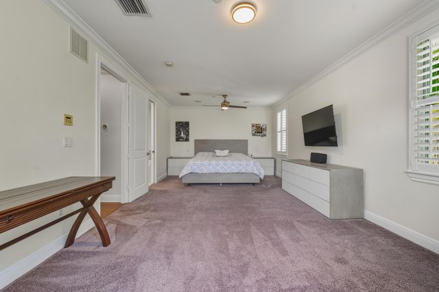 1709 NE 8th Street 1709, Fort Lauderdale, FL 33304