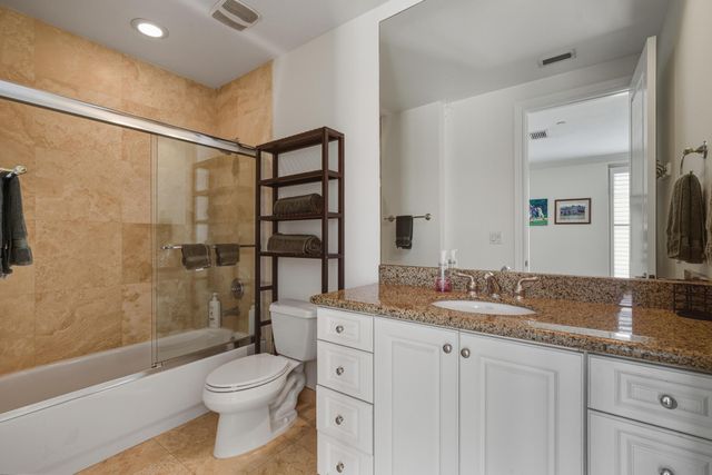 1709 NE 8th Street 1709, Fort Lauderdale, FL 33304