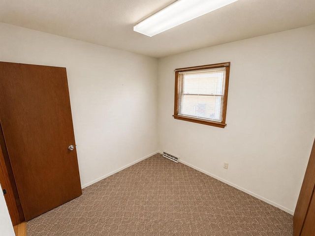 1838 S Osborne Avenue, Janesville, WI 53546