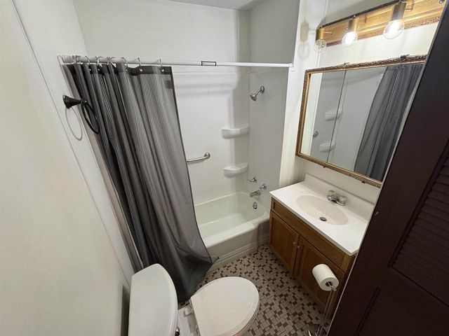 1838 S Osborne Avenue, Janesville, WI 53546