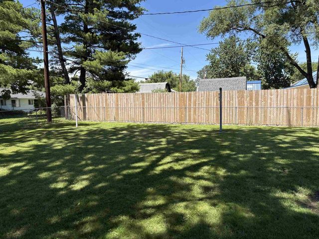 1838 S Osborne Avenue, Janesville, WI 53546