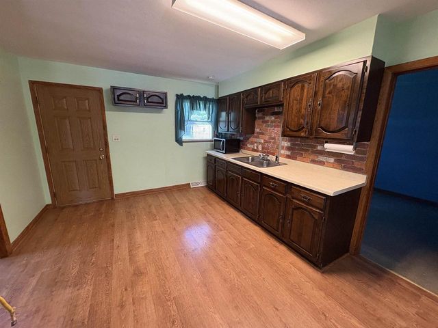 1838 S Osborne Avenue, Janesville, WI 53546