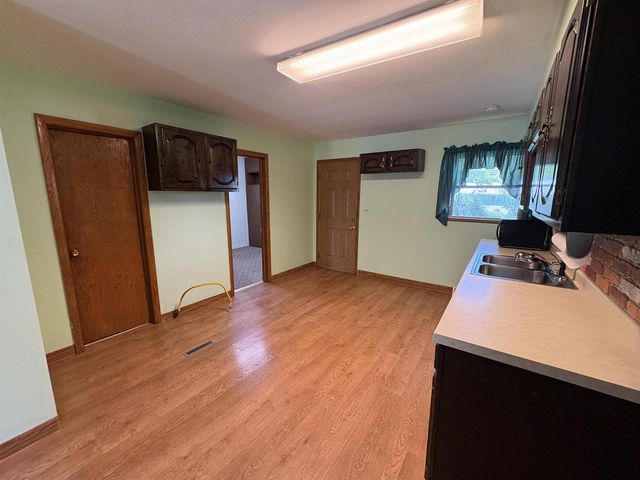 1838 S Osborne Avenue, Janesville, WI 53546