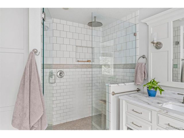 2475 S Clayton St, Denver, CO 80210