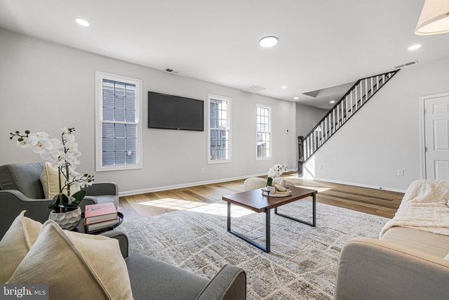 106 4TH AVE, Baltimore, MD 21227