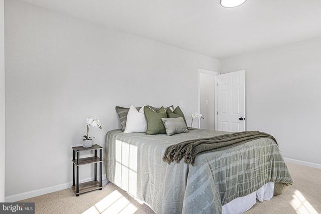 106 4TH AVE, Baltimore, MD 21227