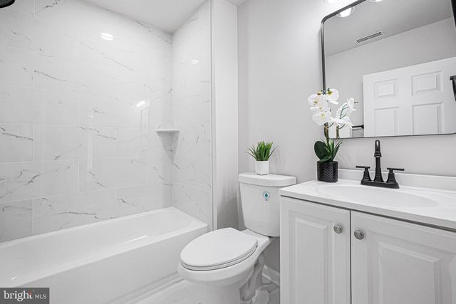 106 4TH AVE, Baltimore, MD 21227