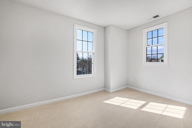 106 4TH AVE, Baltimore, MD 21227