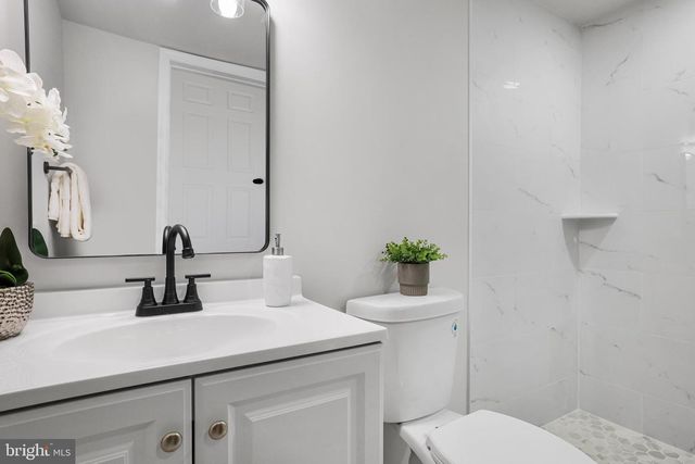 106 4TH AVE, Baltimore, MD 21227