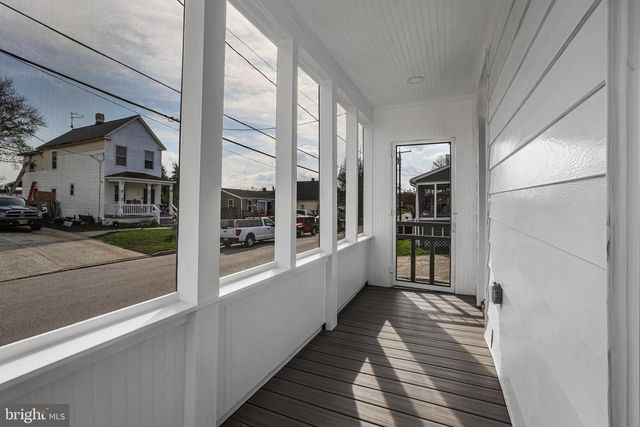 106 4TH AVE, Baltimore, MD 21227