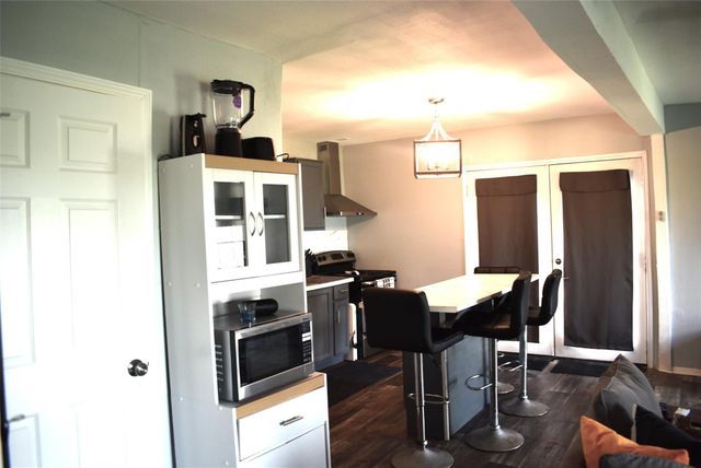 2121 County Road 230, Sargent, TX 77414