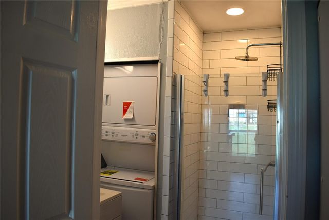 2121 County Road 230, Sargent, TX 77414