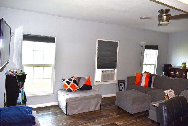 2121 County Road 230, Sargent, TX 77414