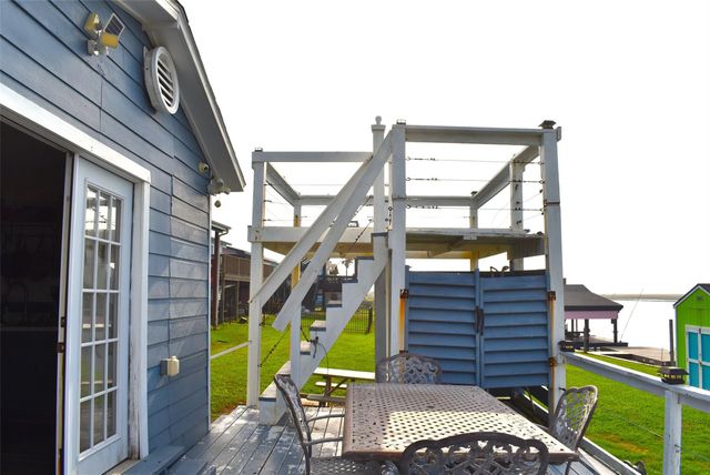 2121 County Road 230, Sargent, TX 77414