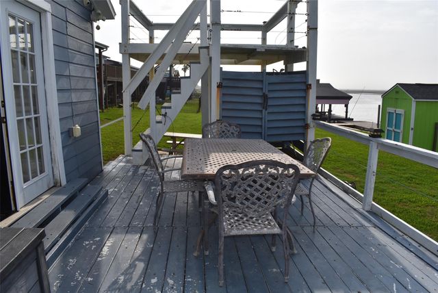 2121 County Road 230, Sargent, TX 77414