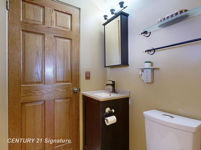 7182 Ronald Drive, Saginaw, MI 48609