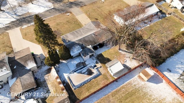 7182 Ronald Drive, Saginaw, MI 48609