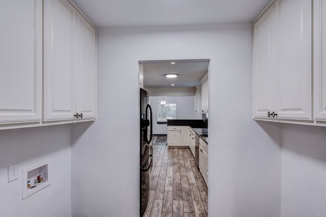 2540 Prichard Lane, Dallas, TX 75227