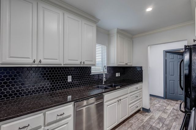 2540 Prichard Lane, Dallas, TX 75227