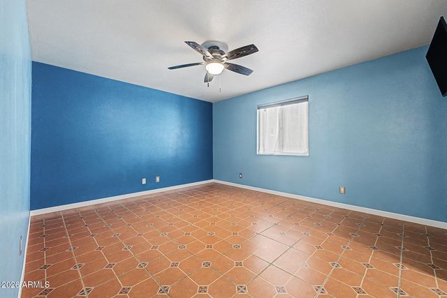 2233 N RECKER Road, Mesa, AZ 85215