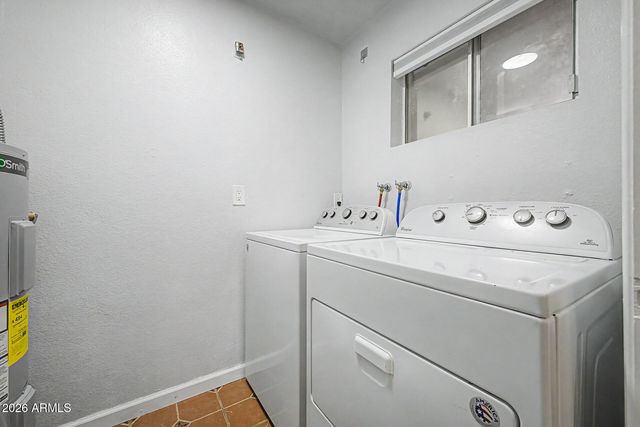 2233 N RECKER Road, Mesa, AZ 85215