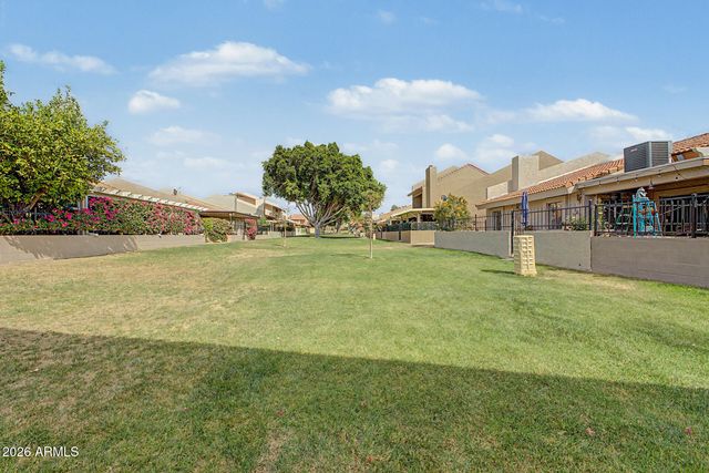 2233 N RECKER Road, Mesa, AZ 85215