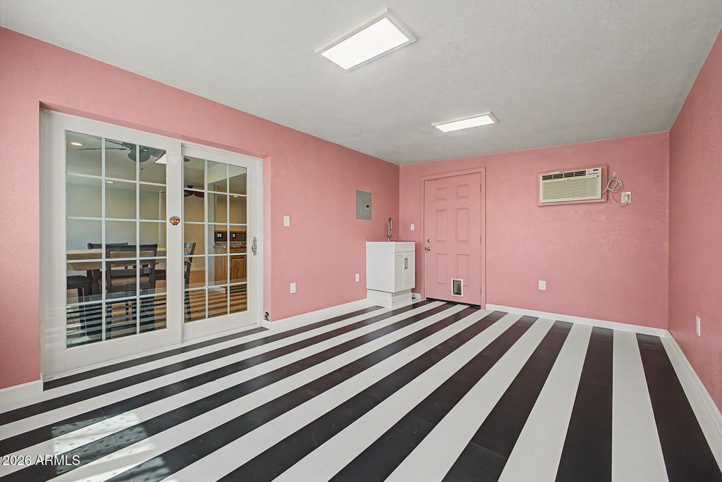 Image 16 of property listing at 2233 N RECKER Road, Mesa, AZ 85215