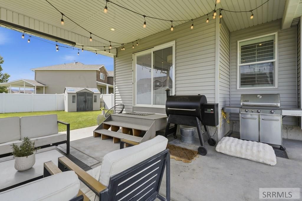 Image 49 of property listing at 5523 Lakefield Cir, Ammon, ID 83406