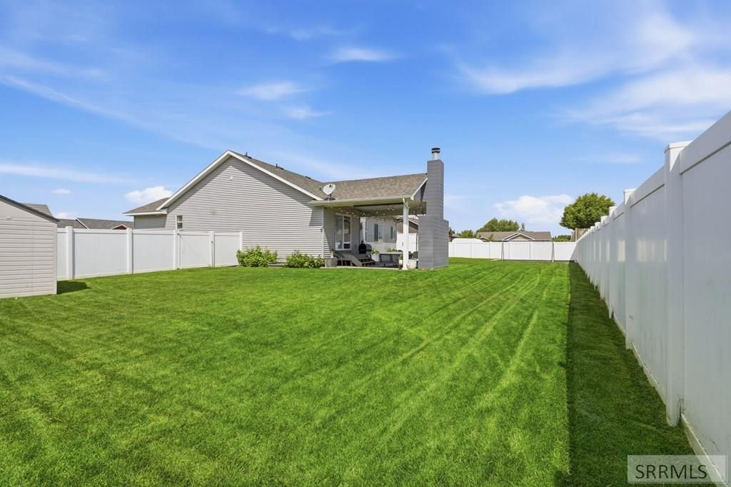 Image 51 of property listing at 5523 Lakefield Cir, Ammon, ID 83406