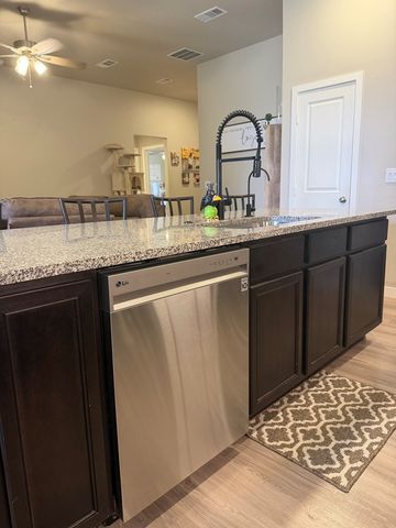 2829 Battle Ave, Midland, TX 79705