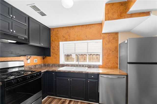 1753 New Hamilton Street, Mobile, AL 36604